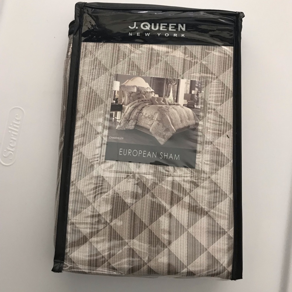 J. QUEEN NEW YORK EUROPEAN SHAM